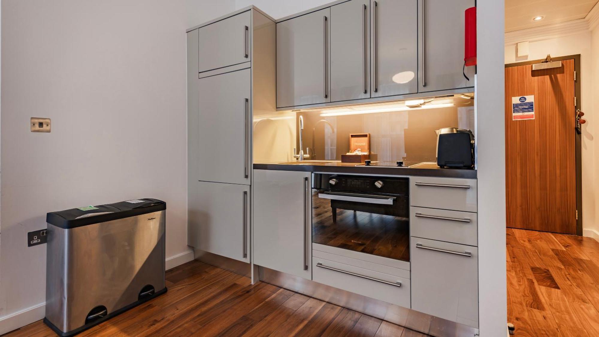 לונדון Monument Serviced Apartments By Lovelystay מראה חיצוני תמונה